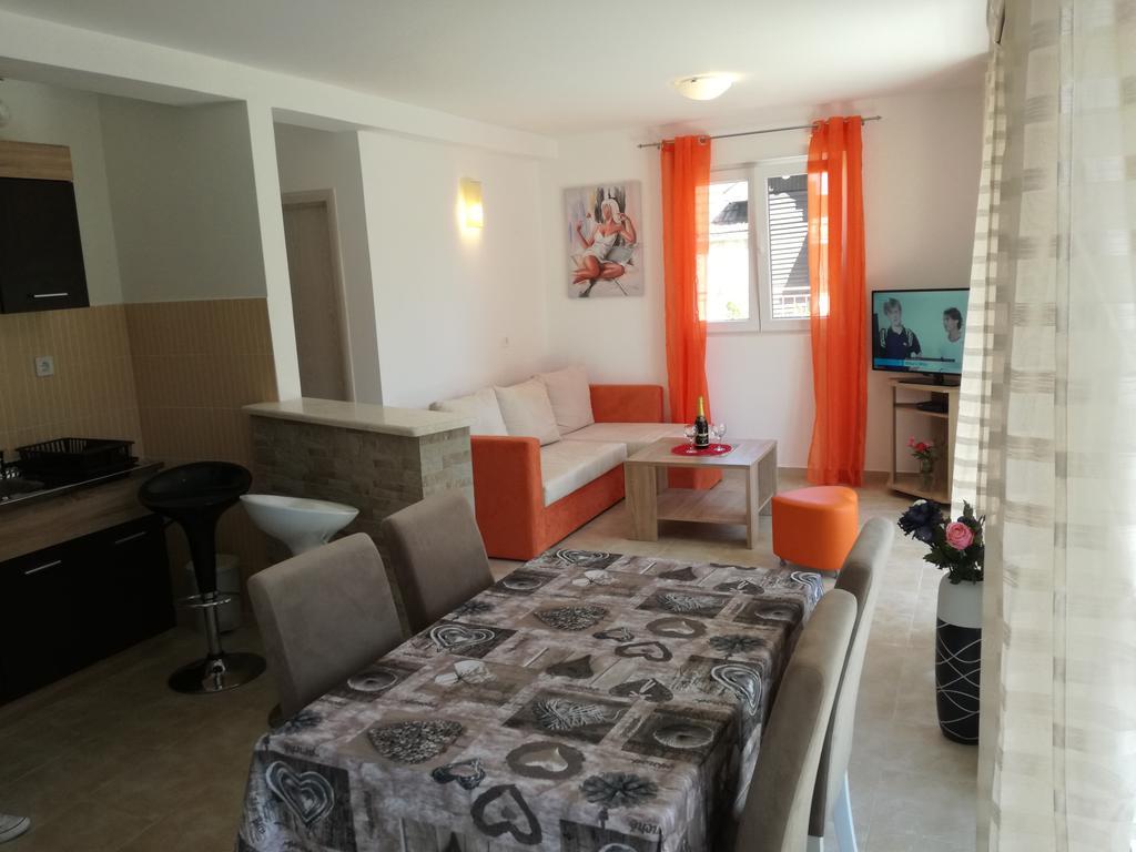 Apartman Zorica Διαμέρισμα Χέρτσεγκ Νόβι Εξωτερικό φωτογραφία